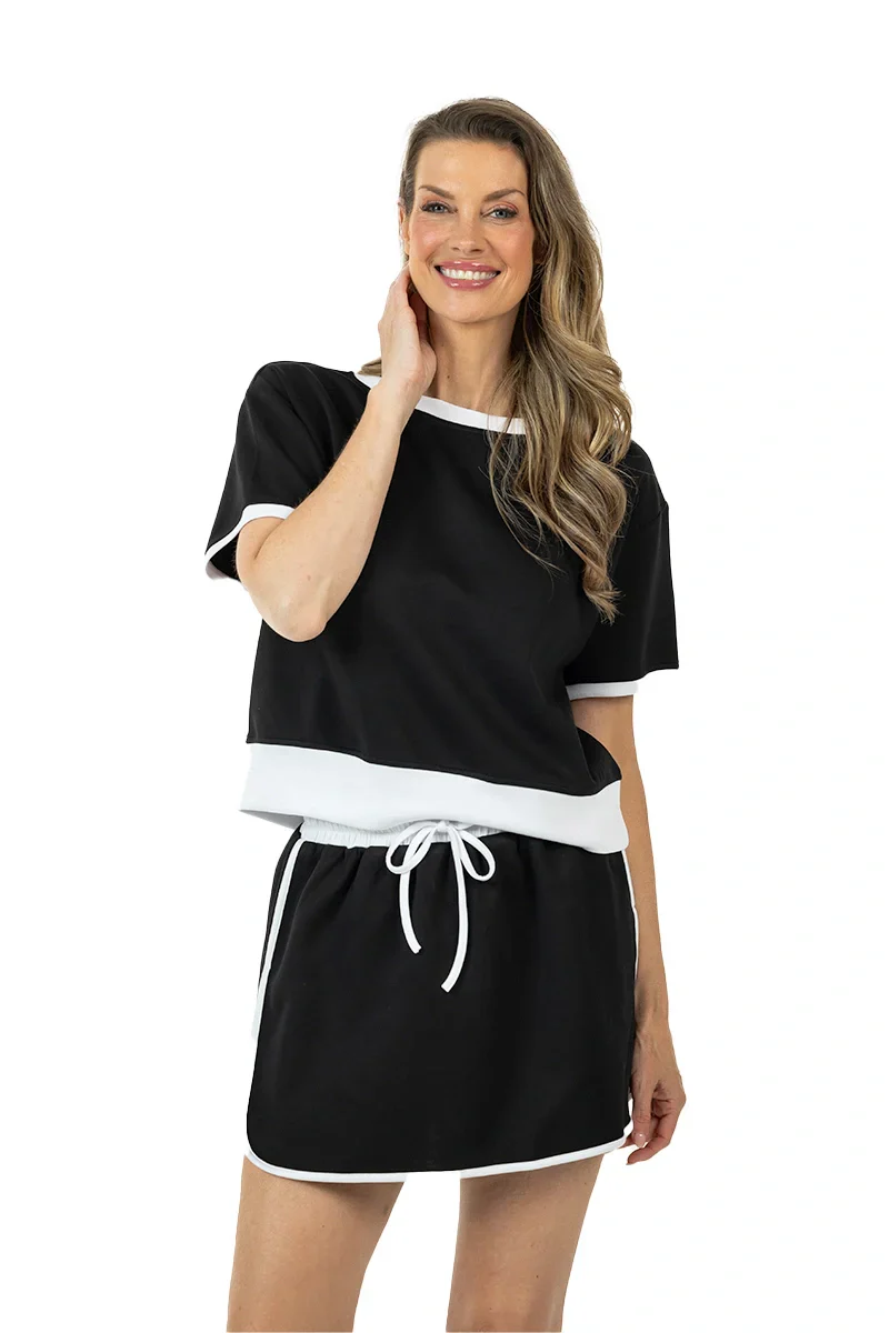 Black and White Two Piece Skirt Set - Image 8