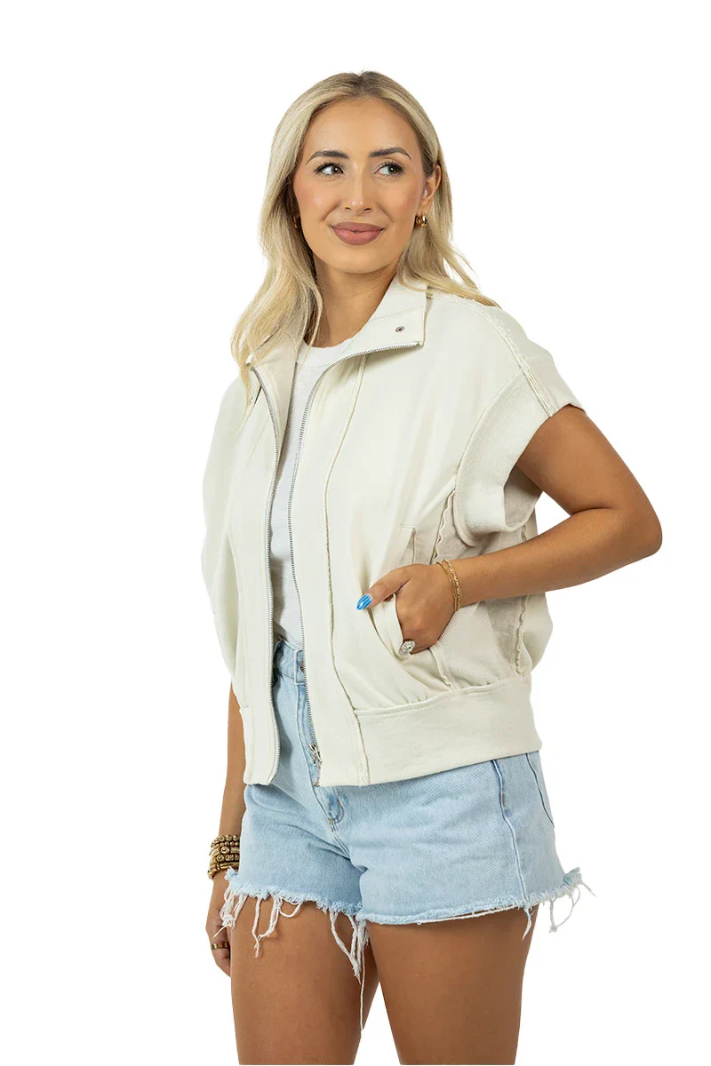 Cream Lightweight Vest Women's - Image 4