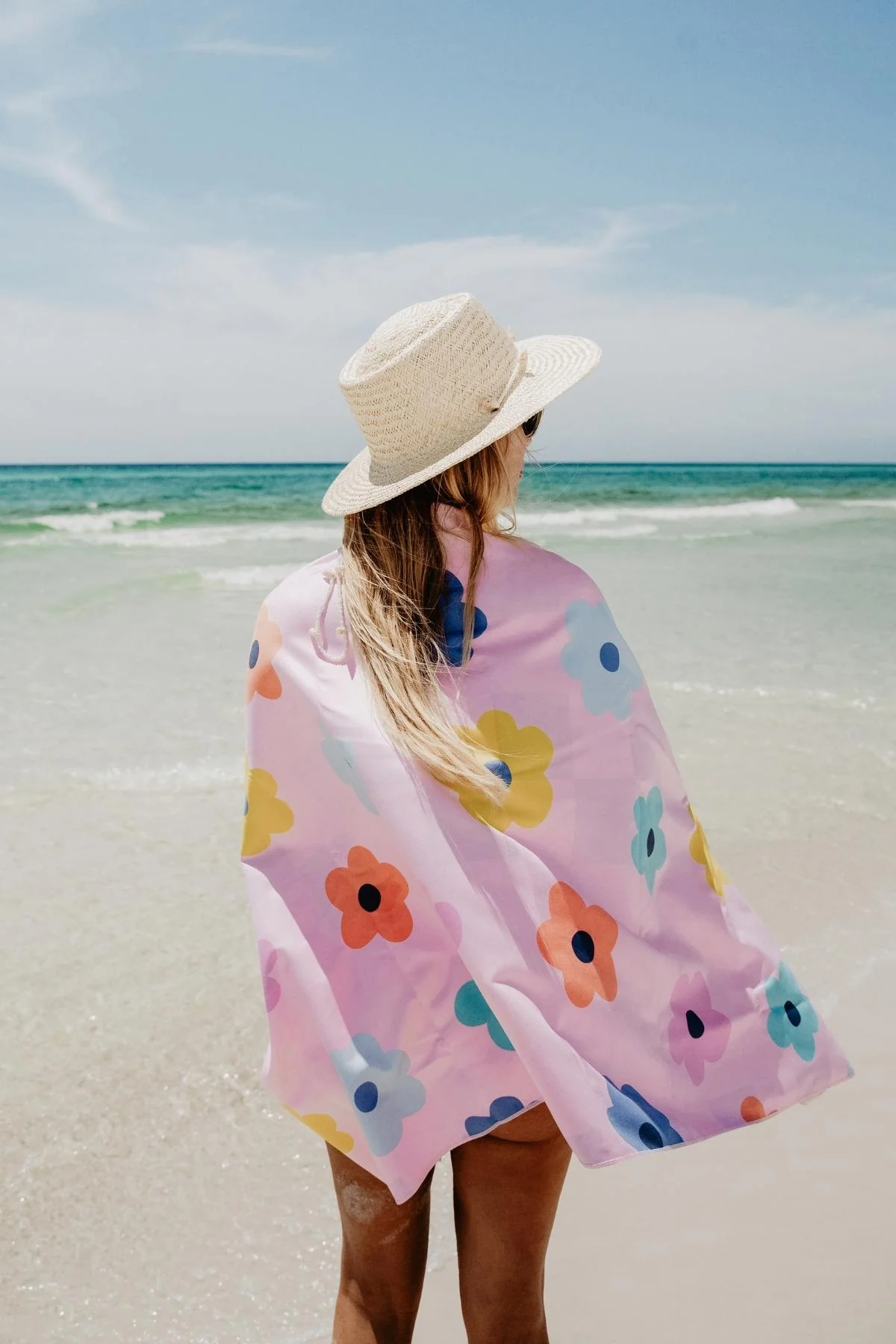 Flowers & Check Quick Dry Reversible Towel - Image 2