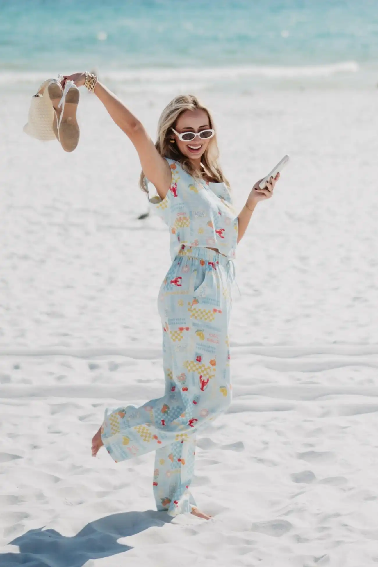 Italian Summer Blue Linen Matching Top And Pants Set - Image 4