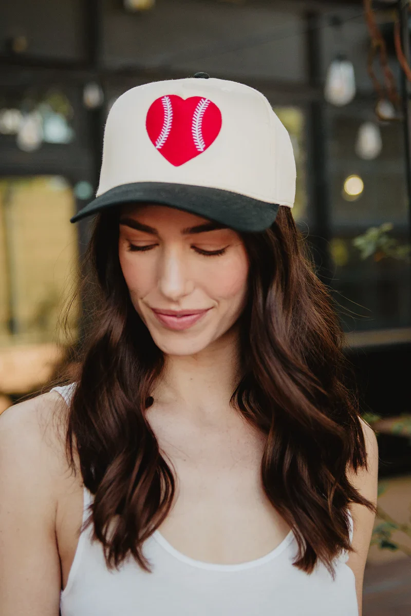 Red Baseball Heart Cap Trucker Vintage - Image 3
